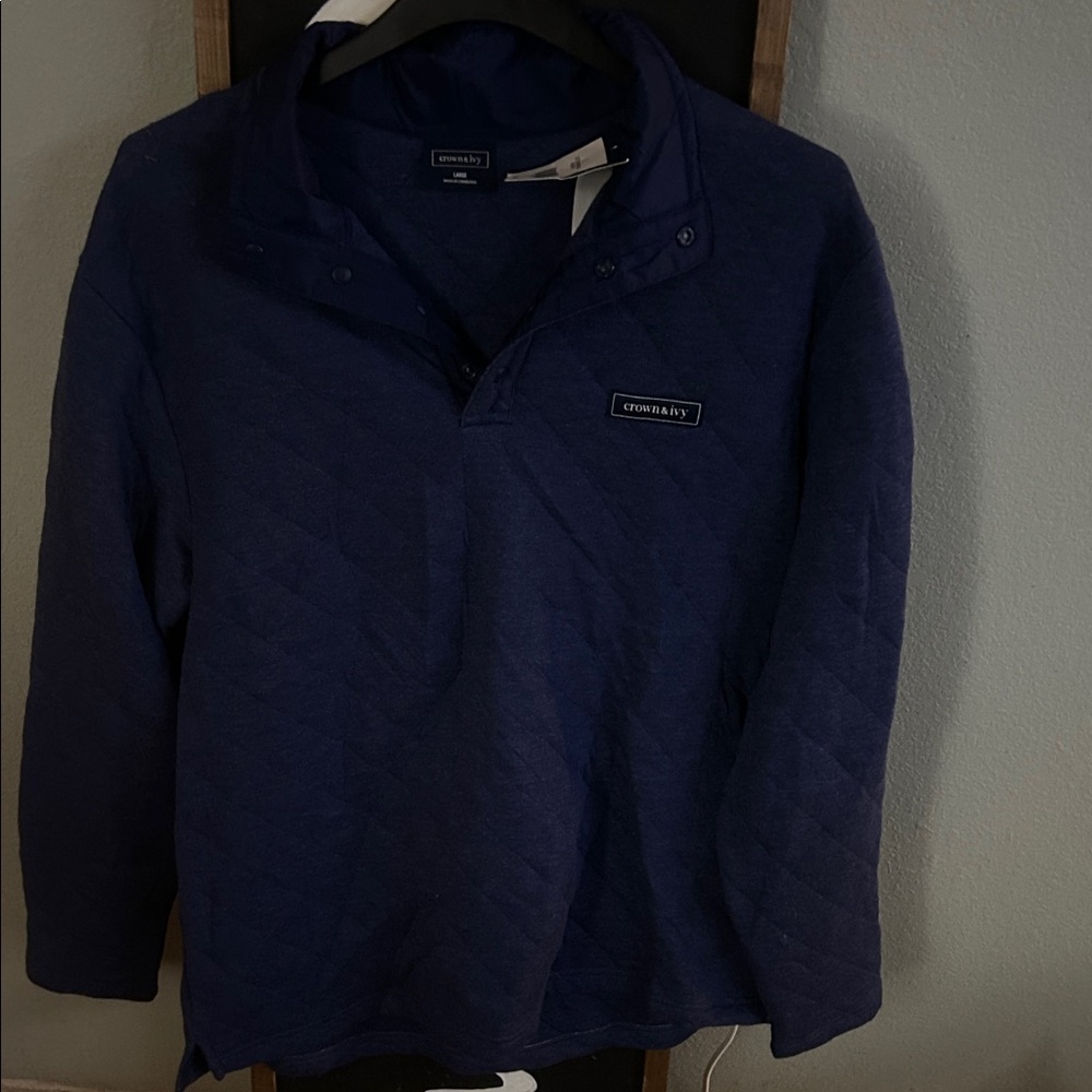 Crown & Ivy Navy Quilted Pullover